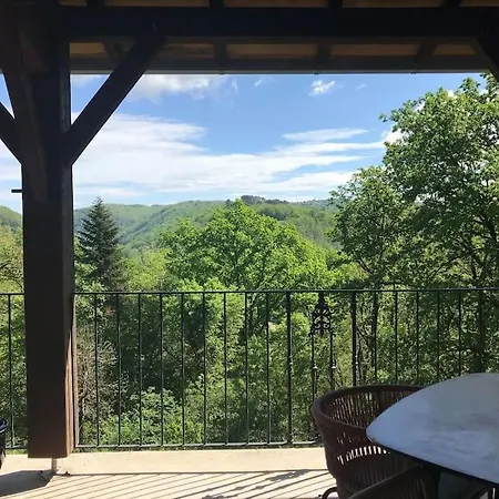 Chateau De Bataille Oda ve Kahvaltı 3*